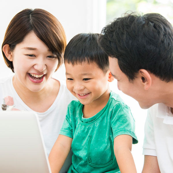 小さいうちからI.E.S. Englishのレッスンを！